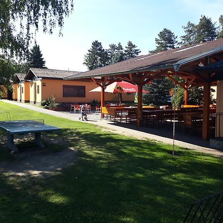 Sportcentrum Dvorak Villa Hluboká nad Vltavou Dış mekan fotoğraf
