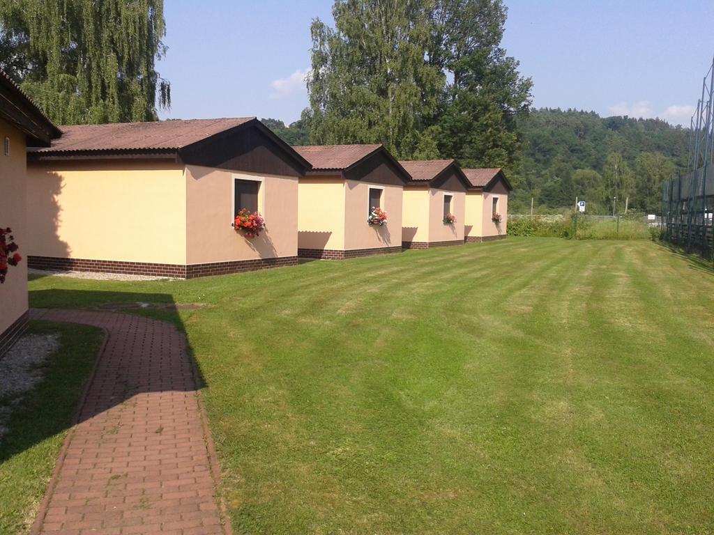 Sportcentrum Dvorak Villa Hluboká nad Vltavou Dış mekan fotoğraf